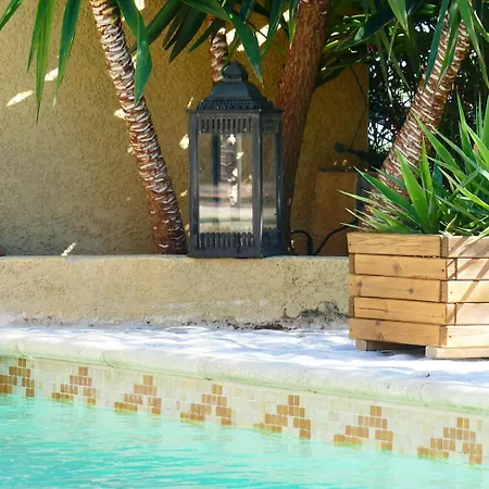 Vila Avec Vue Et Piscine