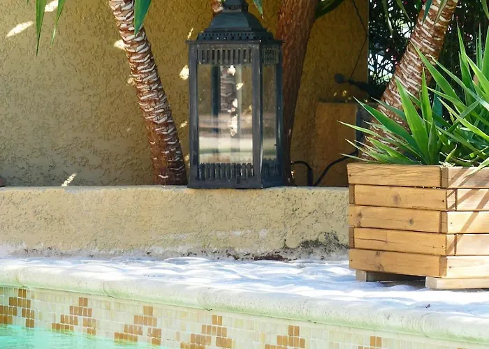 别墅 Avec Vue Et Piscine